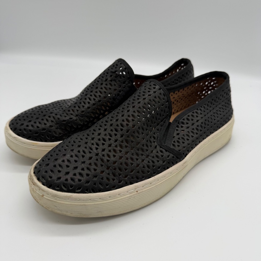 Sofft Somers Black Laser Cut Perforated Leather Slip On Sneakers 7M‎